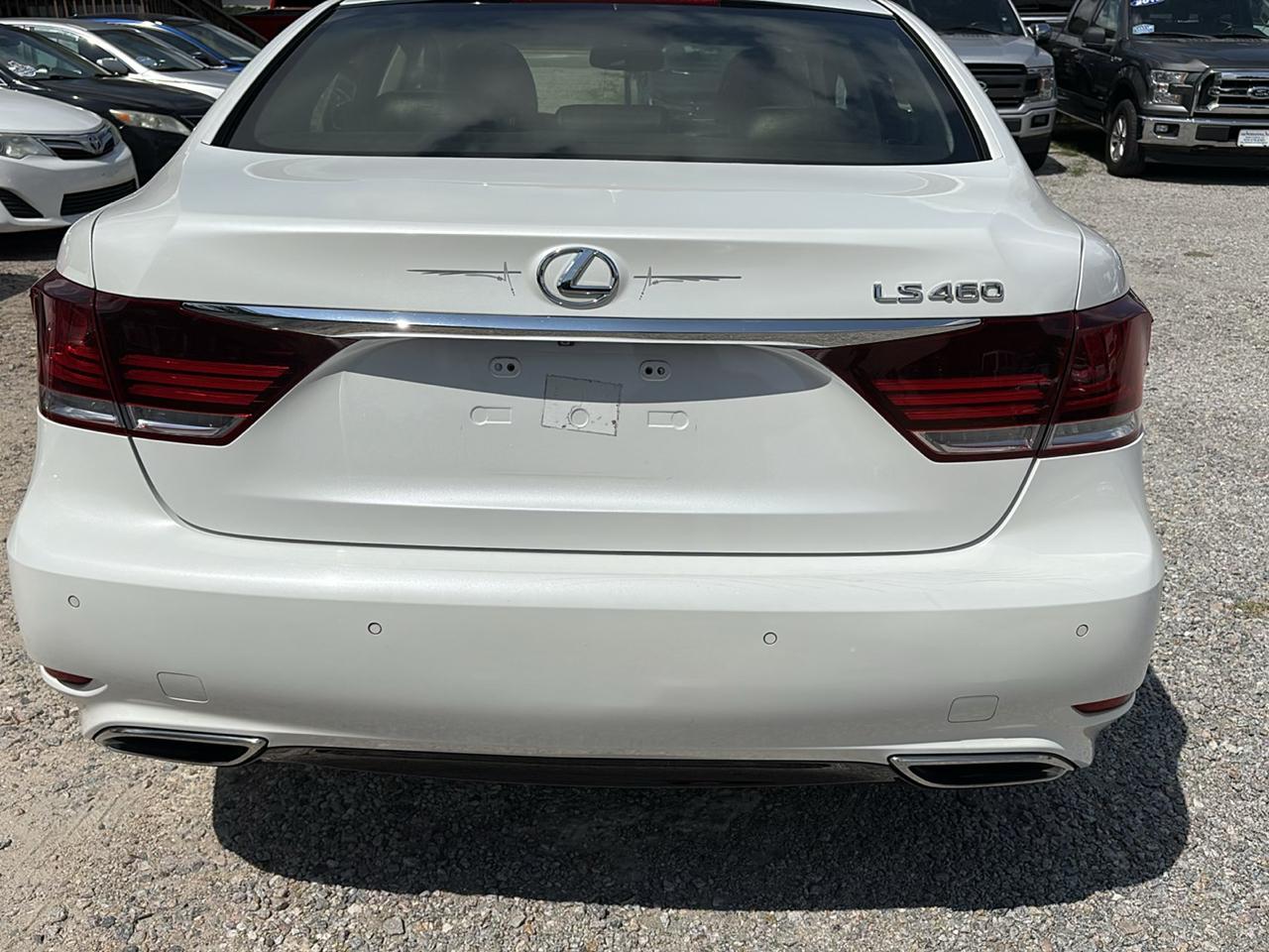 Lexus LS 460 4dr Sdn RWD 2013