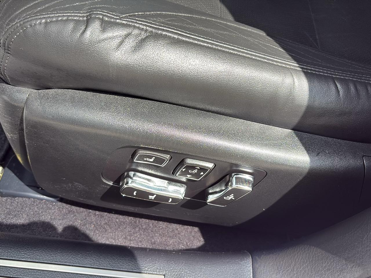 Lexus LS 460 4dr Sdn RWD 2013