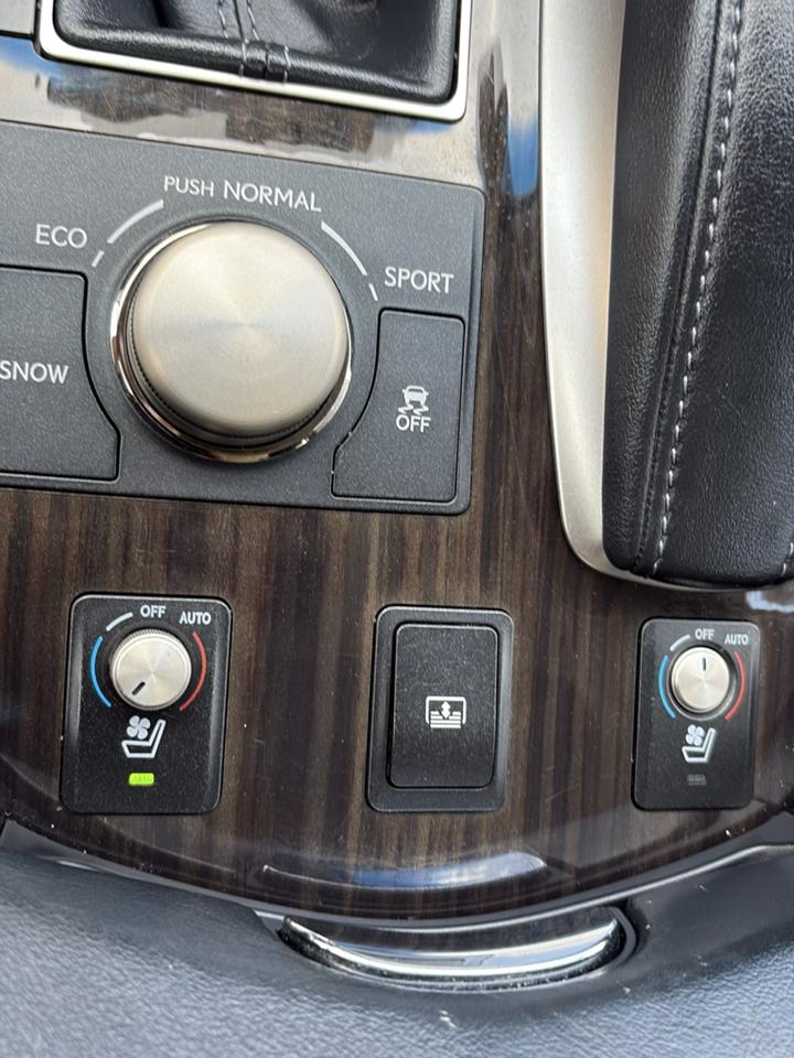 Lexus LS 460 4dr Sdn RWD 2013