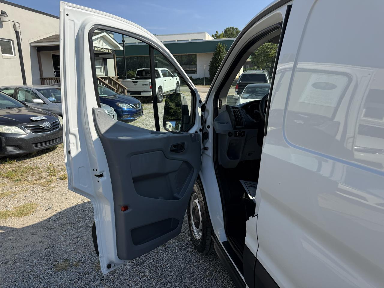 Ford Transit Van T-250 148" Low Rf 9000 GVWR Sliding RH Dr 2019