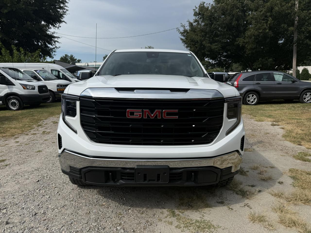 GMC Sierra 1500 4WD Crew Cab 157" Pro 2023