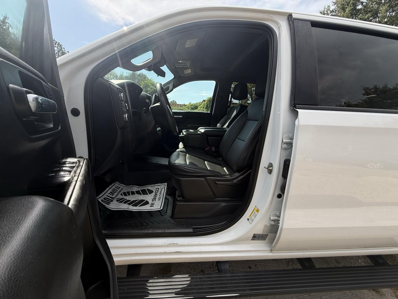 GMC Sierra 1500 4WD Crew Cab 157" Pro 2023