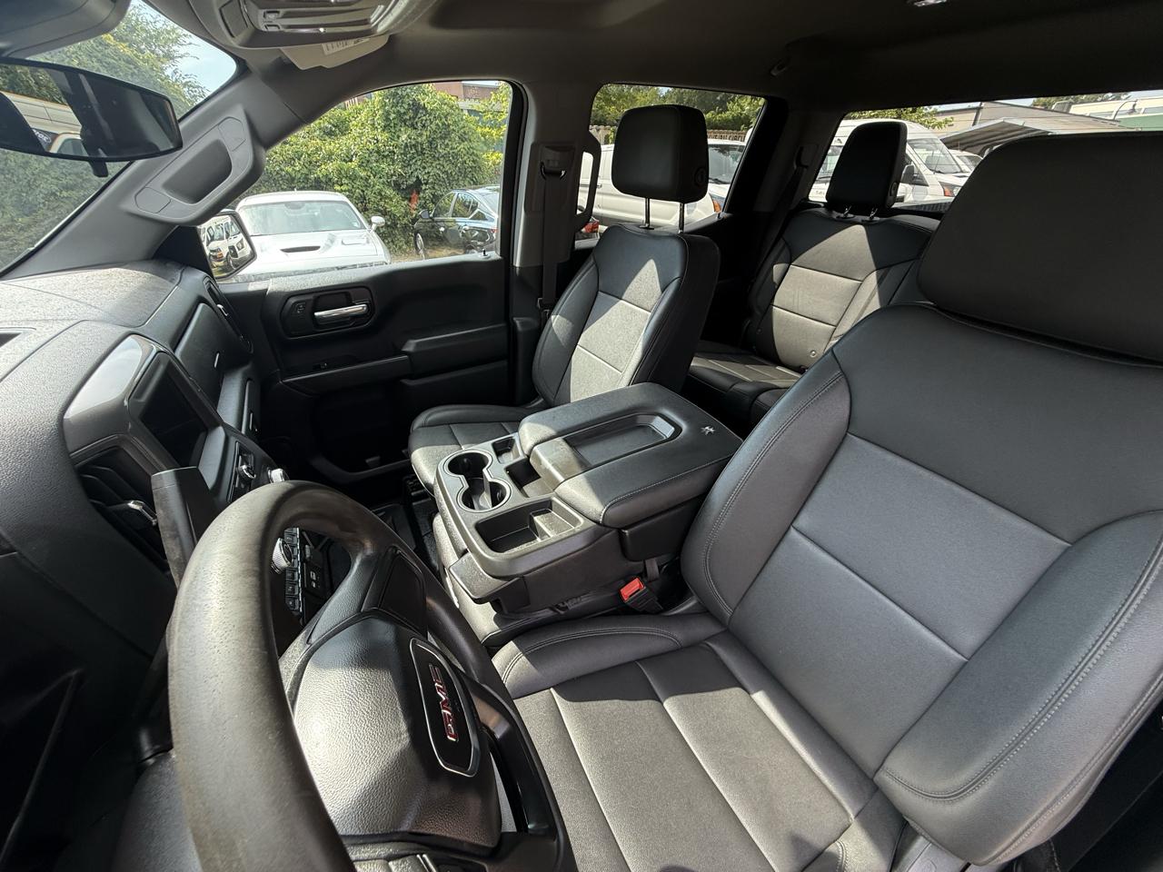 GMC Sierra 1500 4WD Crew Cab 157" Pro 2023