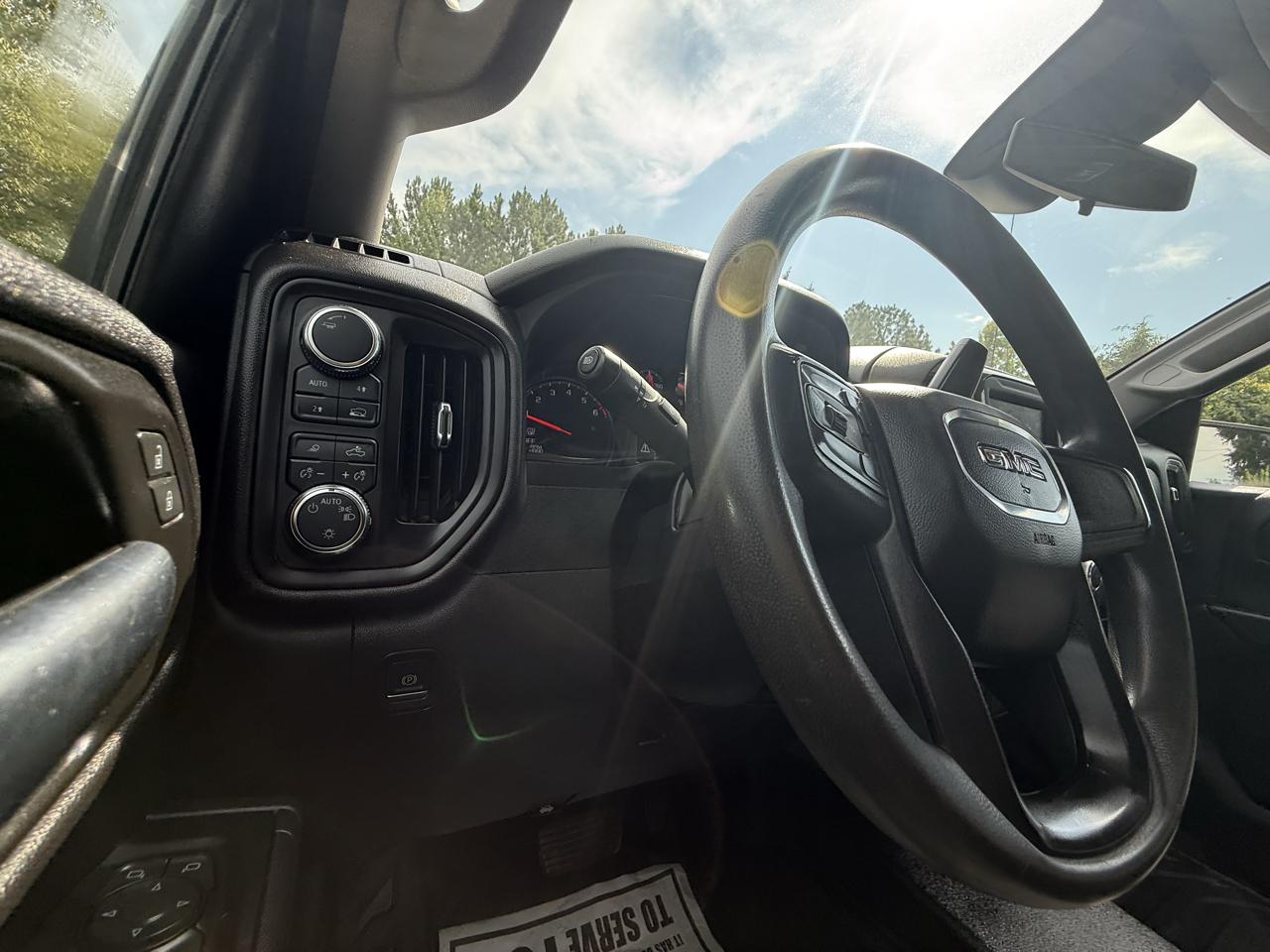 GMC Sierra 1500 4WD Crew Cab 157" Pro 2023