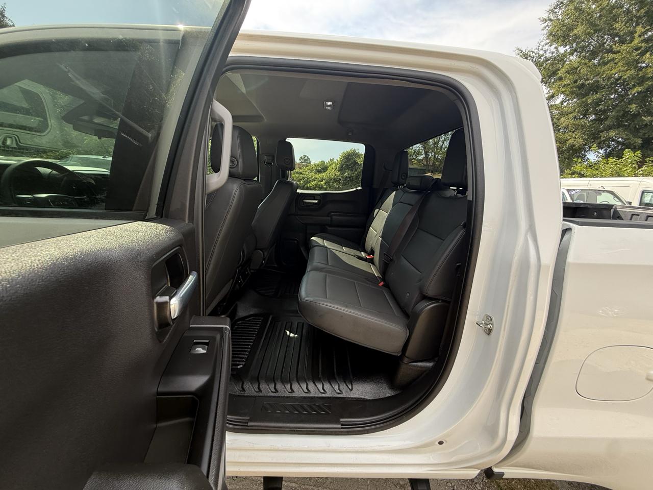 GMC Sierra 1500 4WD Crew Cab 157" Pro 2023
