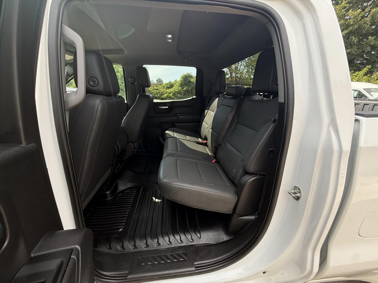 GMC Sierra 1500 4WD Crew Cab 157" Pro 2023