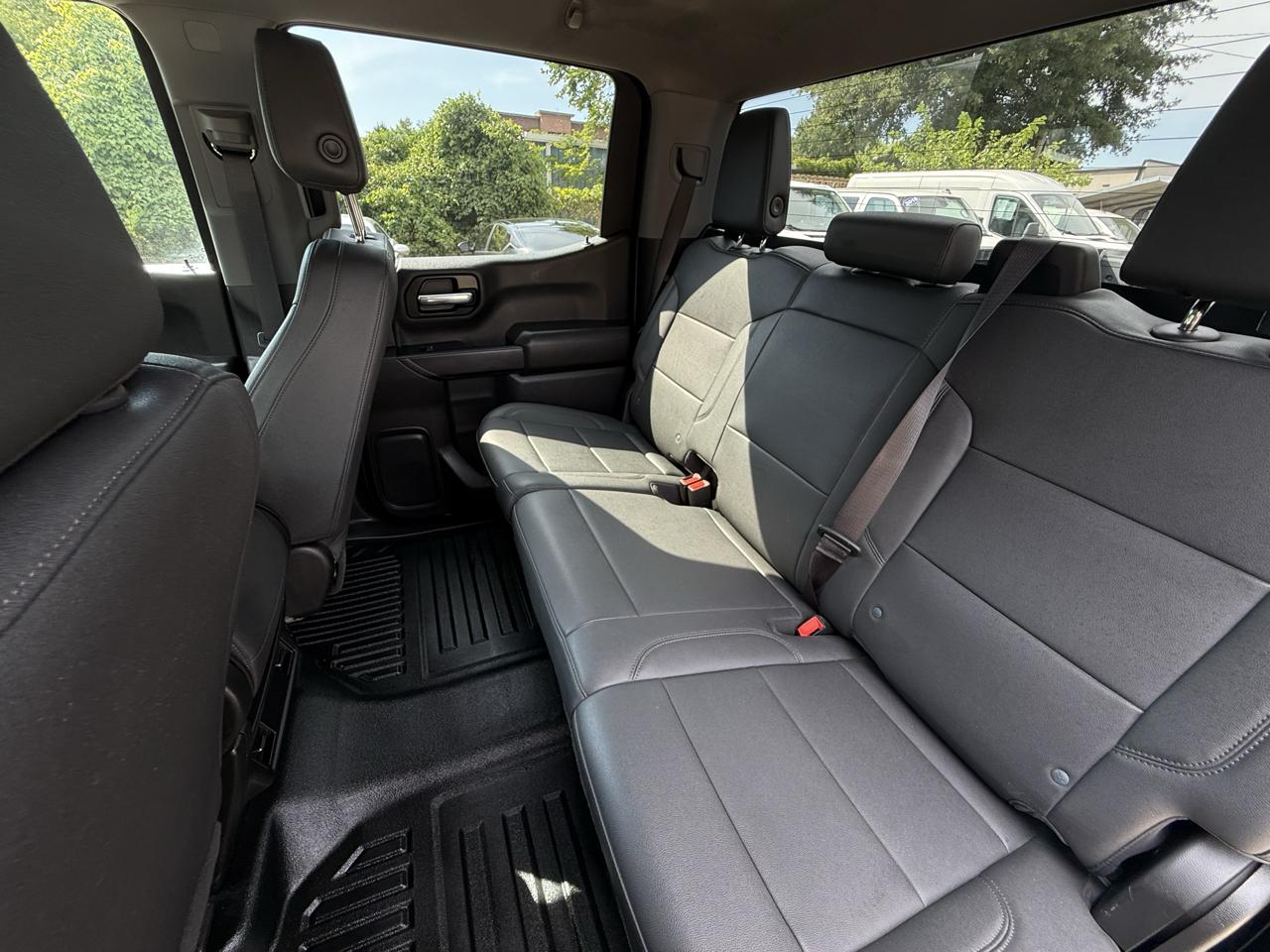 GMC Sierra 1500 4WD Crew Cab 157" Pro 2023