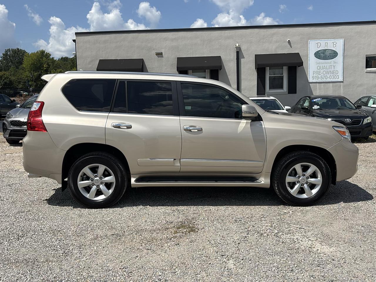 Lexus GX 460 4WD 4dr 2013