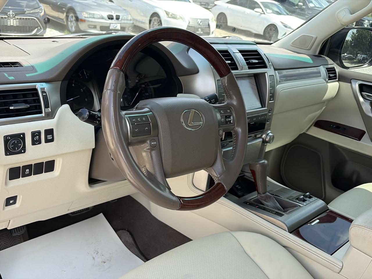 Lexus GX 460 4WD 4dr 2013