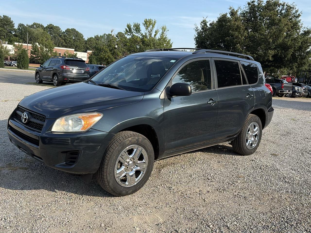 Toyota RAV4 FWD 4dr 4-cyl 4-Spd AT (Natl) 2011