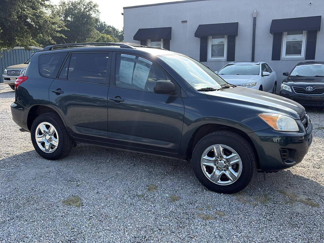 Toyota RAV4 FWD 4dr 4-cyl 4-Spd AT (Natl) 2011