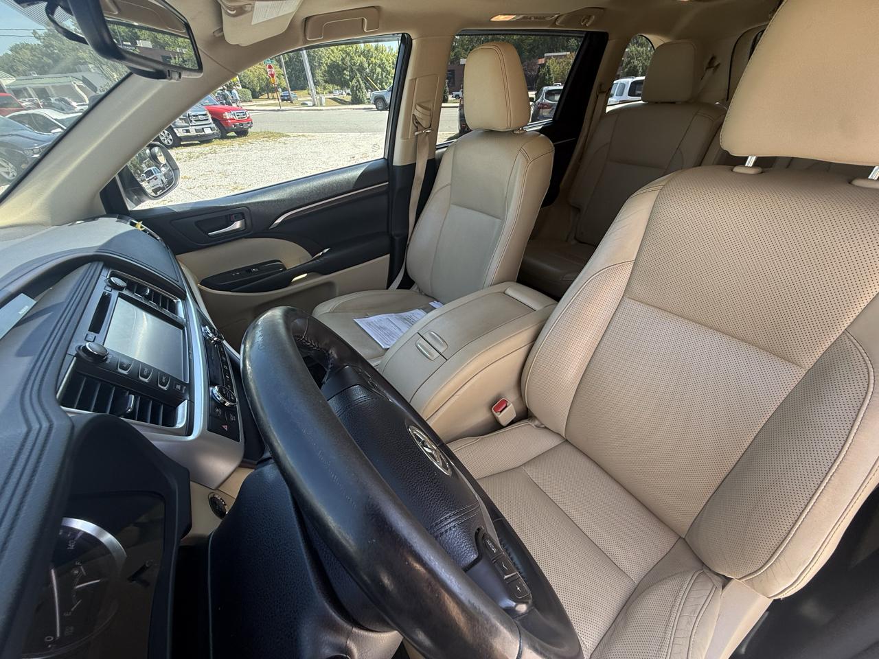 Toyota Highlander AWD 4dr V6 Limited (Natl) 2015