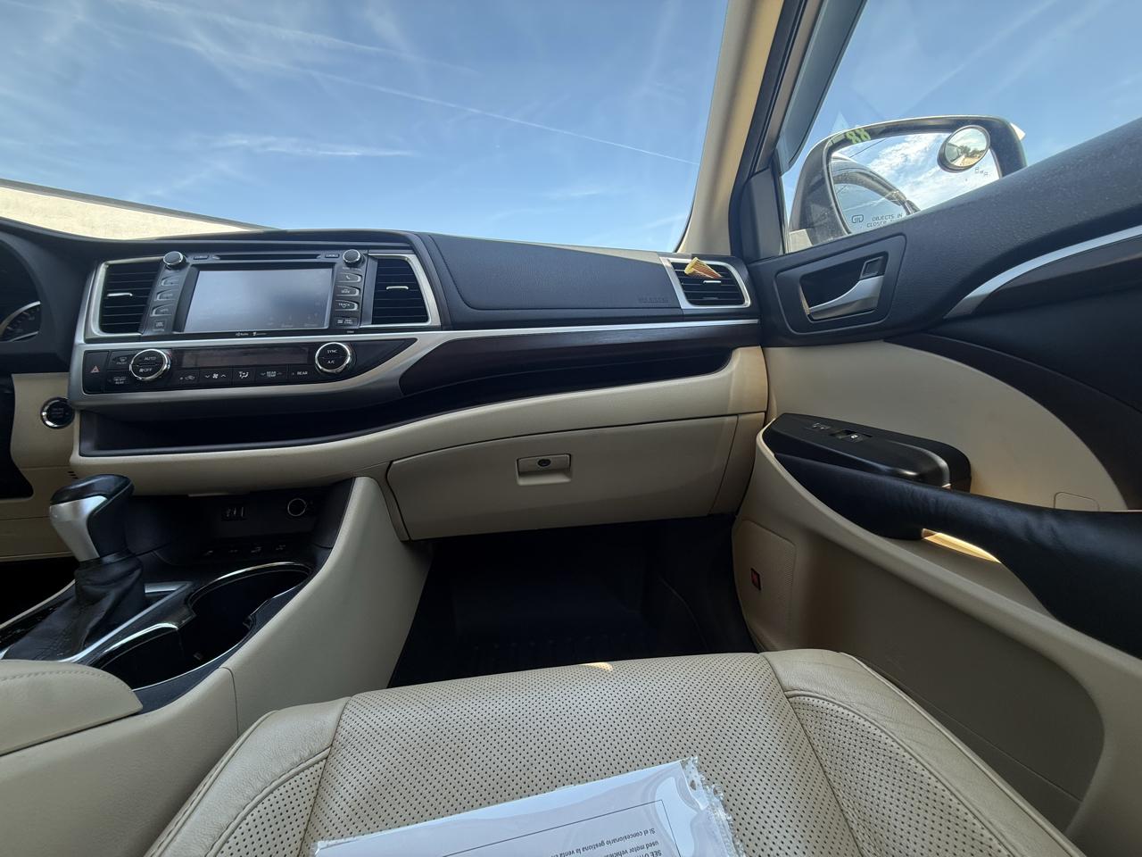 Toyota Highlander AWD 4dr V6 Limited (Natl) 2015