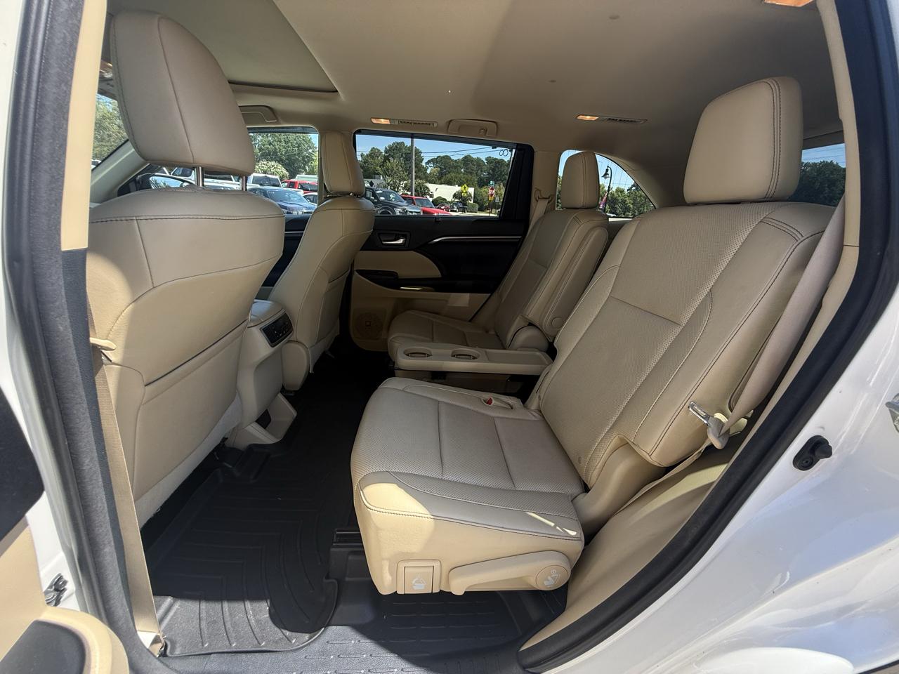 Toyota Highlander AWD 4dr V6 Limited (Natl) 2015