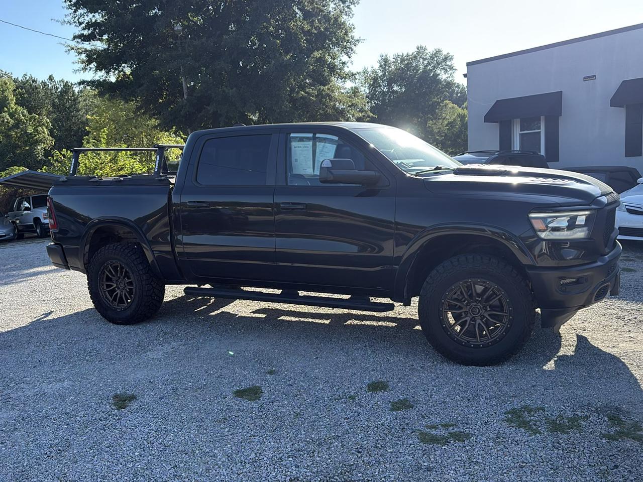 RAM 1500 Laramie 4x4 Crew Cab 5'7" Box 2020
