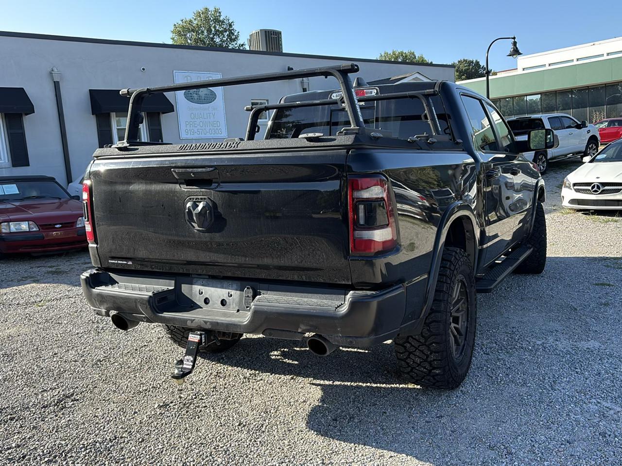 RAM 1500 Laramie 4x4 Crew Cab 5'7" Box 2020