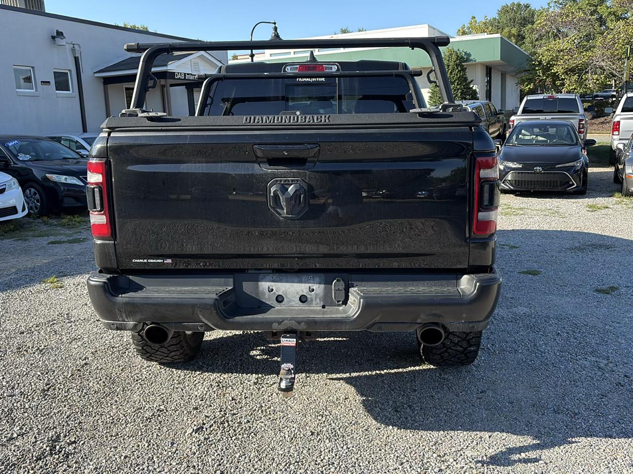 RAM 1500 Laramie 4x4 Crew Cab 5'7" Box 2020