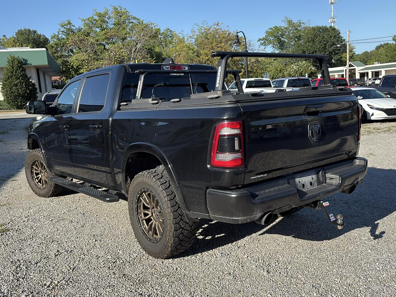 RAM 1500 Laramie 4x4 Crew Cab 5'7" Box 2020