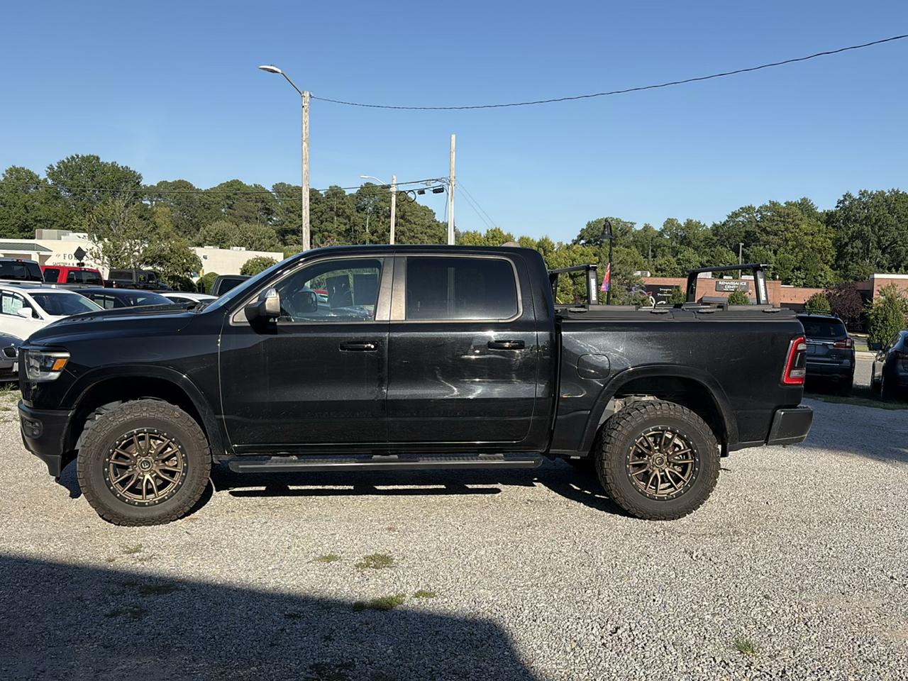 RAM 1500 Laramie 4x4 Crew Cab 5'7" Box 2020