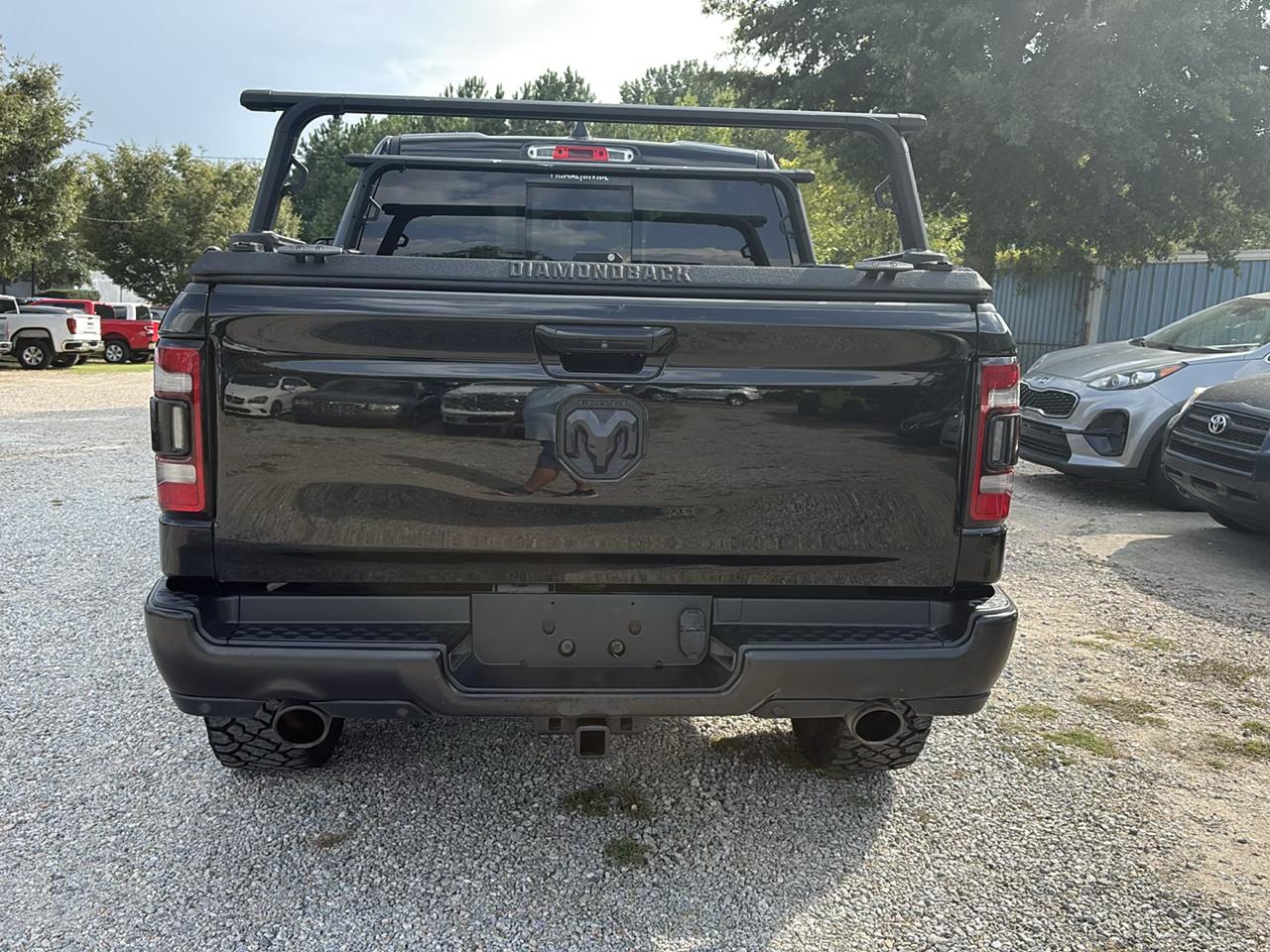RAM 1500 Laramie 4x4 Crew Cab 5'7" Box 2020