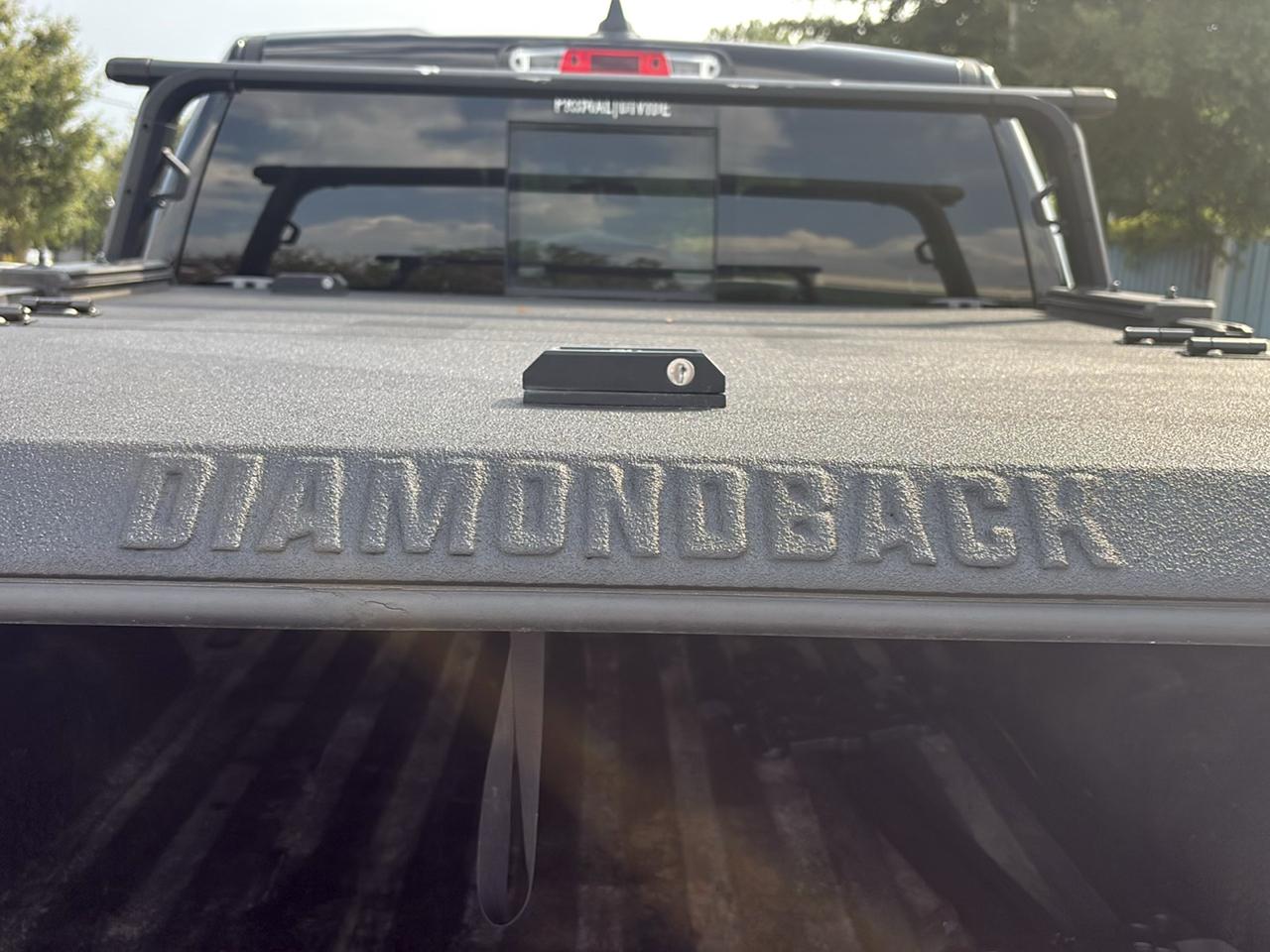 RAM 1500 Laramie 4x4 Crew Cab 5'7" Box 2020