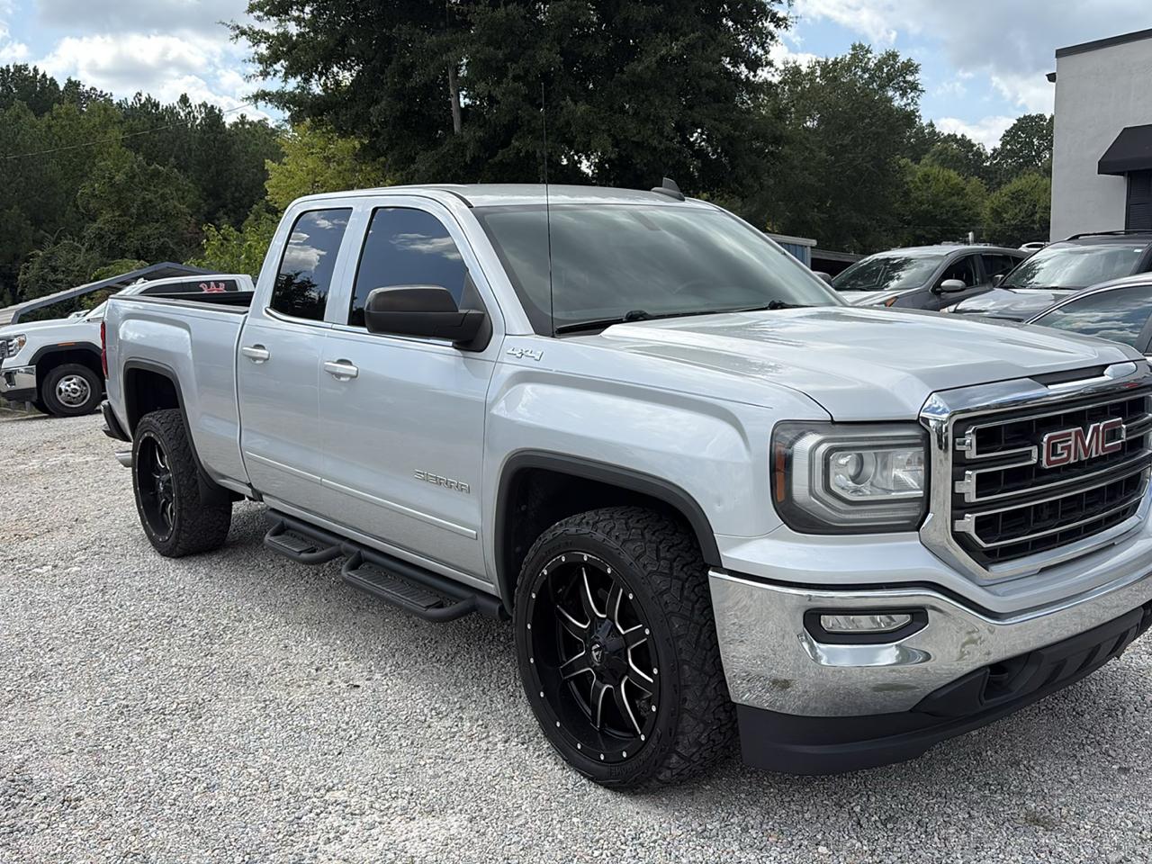 GMC Sierra 1500 Limited 4WD Double Cab SLE 2019