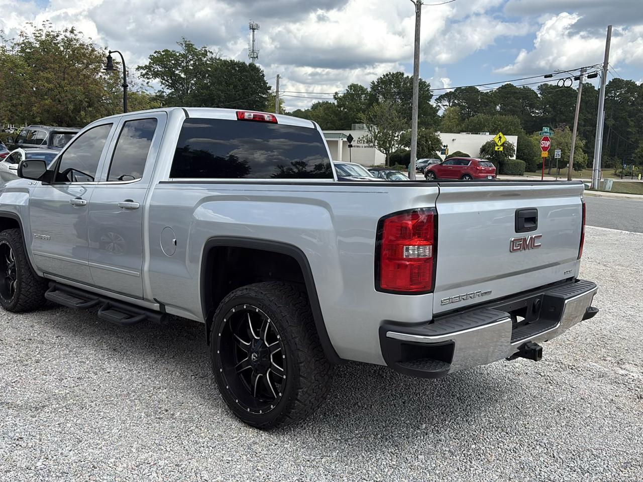 GMC Sierra 1500 Limited 4WD Double Cab SLE 2019