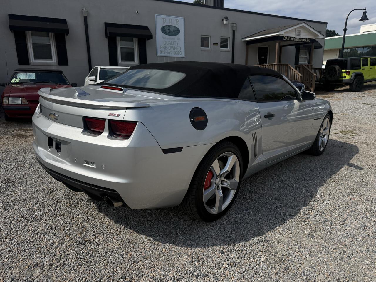 Chevrolet Camaro 2dr Conv 2SS 2011