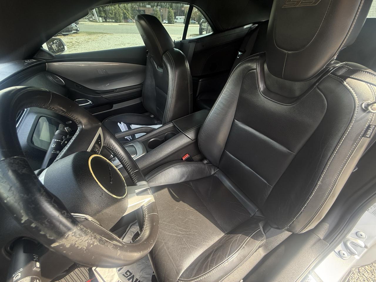Chevrolet Camaro 2dr Conv 2SS 2011