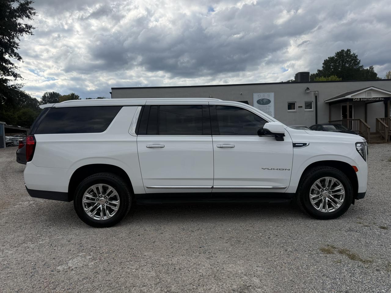 GMC Yukon XL 2WD 4dr SLT 2021