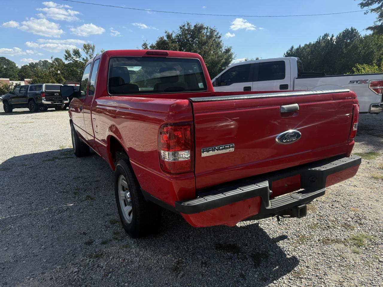 Ford Ranger 2WD 2dr SuperCab 126" XLT 2011