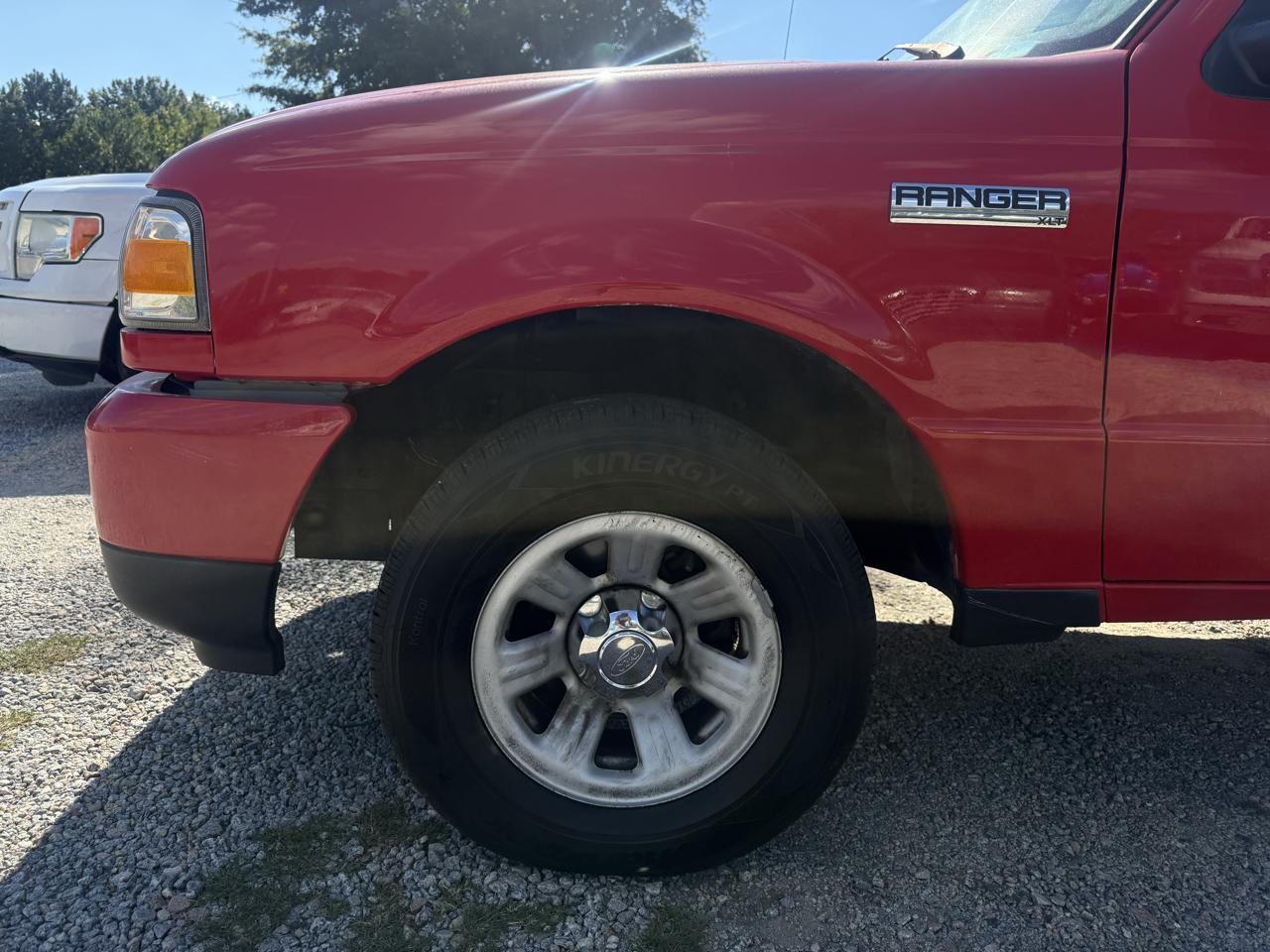 Ford Ranger 2WD 2dr SuperCab 126" XLT 2011