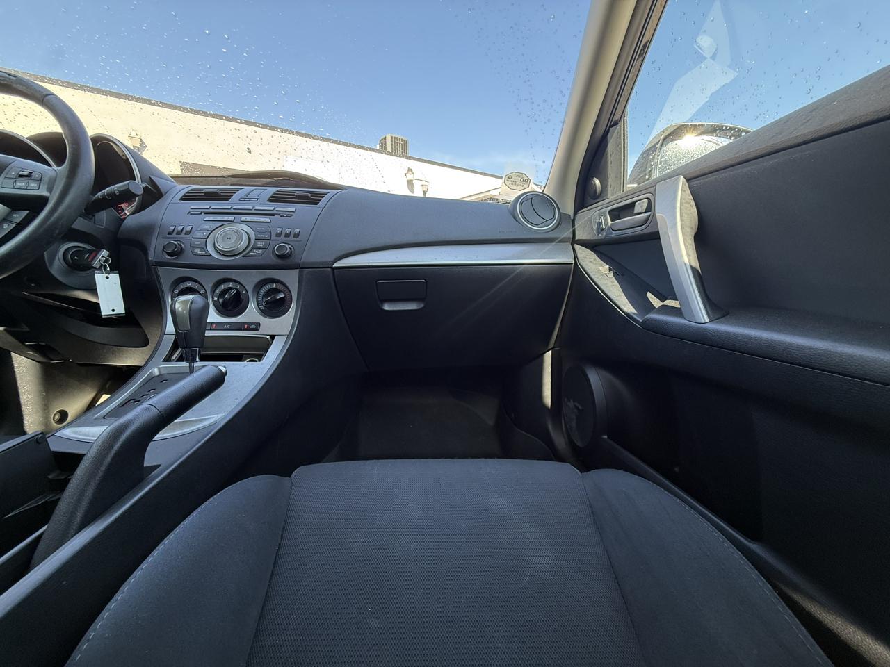 Mazda MAZDA3 5dr HB Auto s Sport 2011