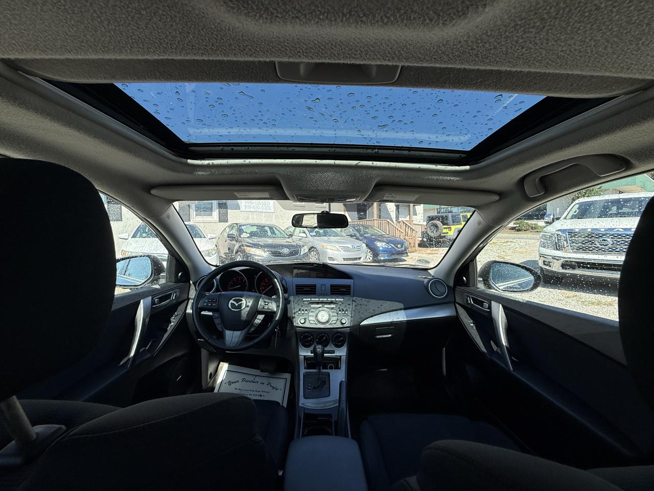 Mazda MAZDA3 5dr HB Auto s Sport 2011