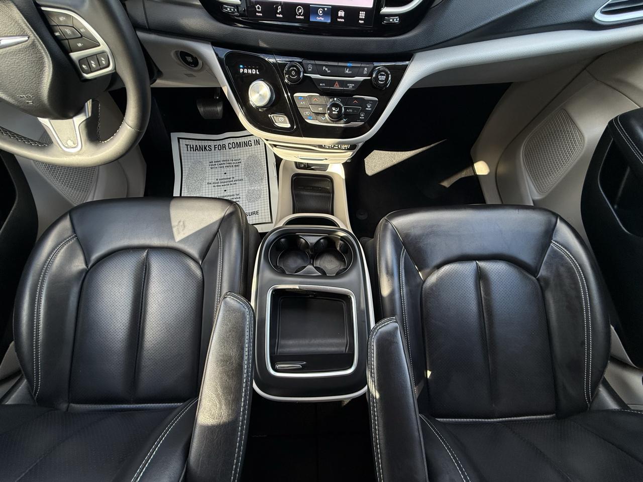 Chrysler Pacifica Touring L FWD 2023