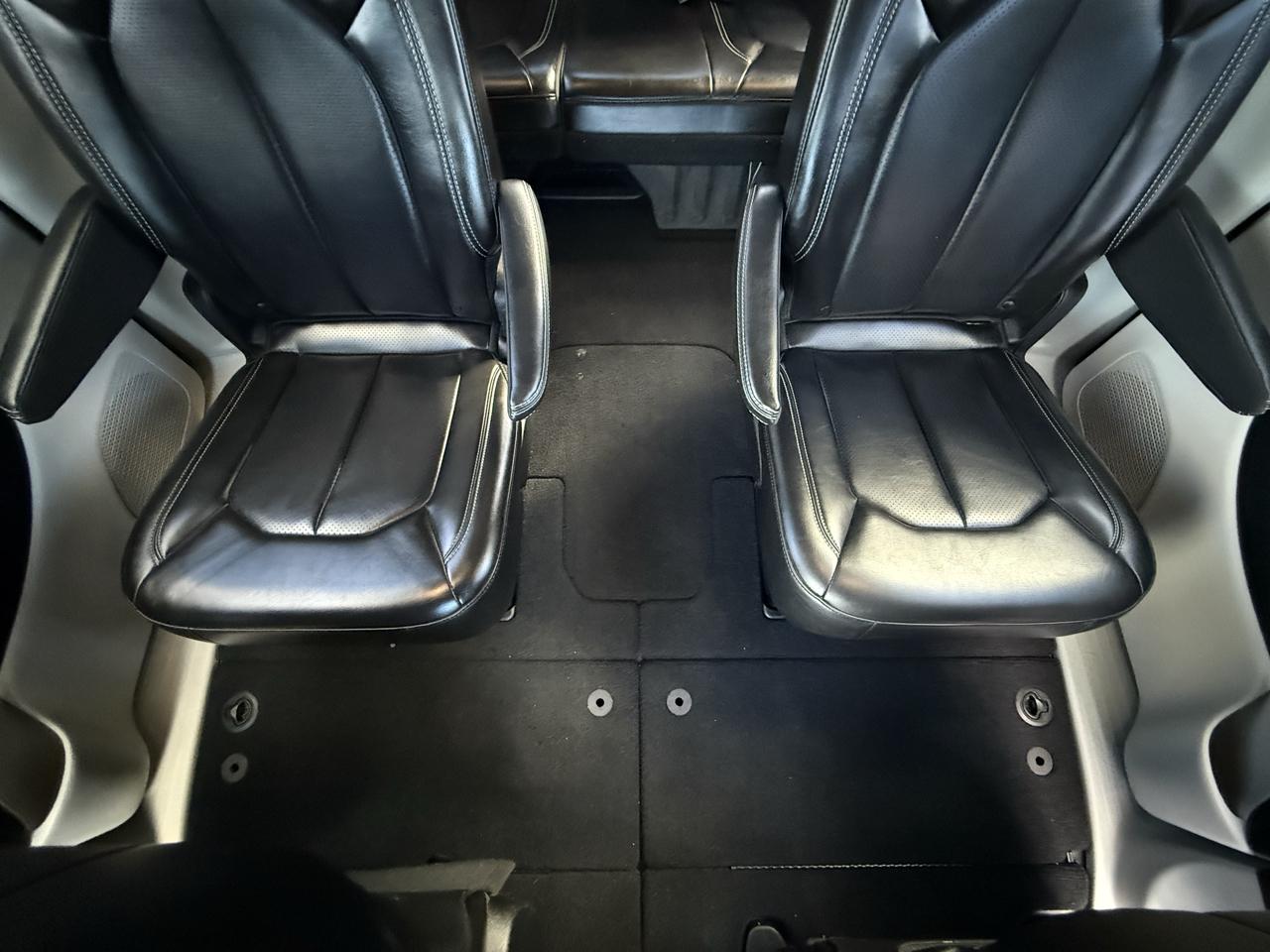 Chrysler Pacifica Touring L FWD 2023