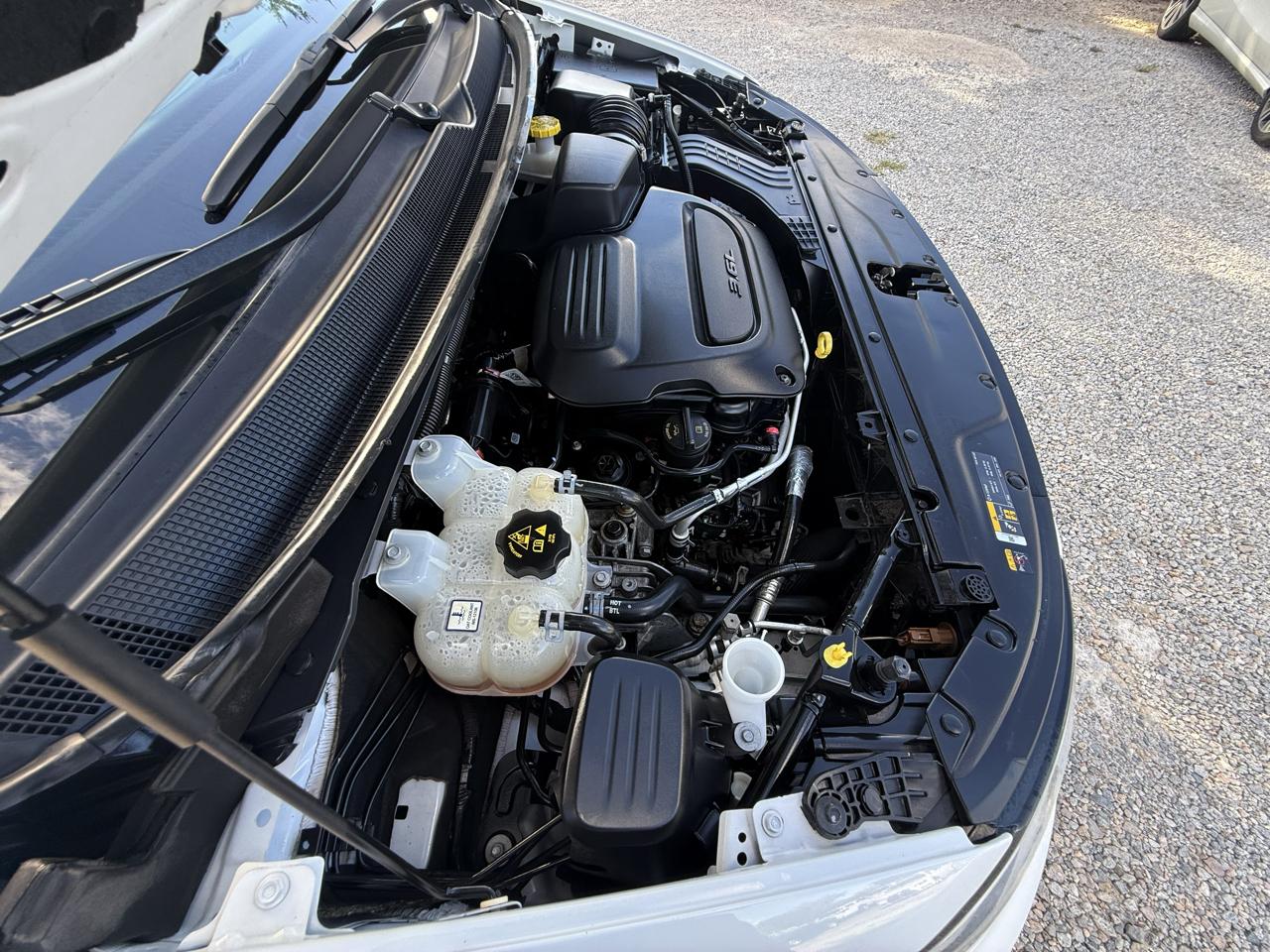 Chrysler Pacifica Touring L FWD 2023