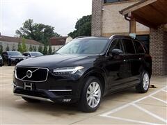 2017 Volvo XC90  2017 Volvo XC90