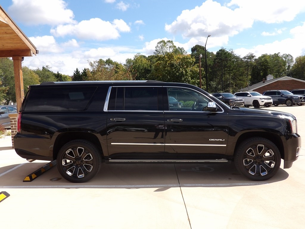 2019 Gmc Yukon XL Denali photo 6
