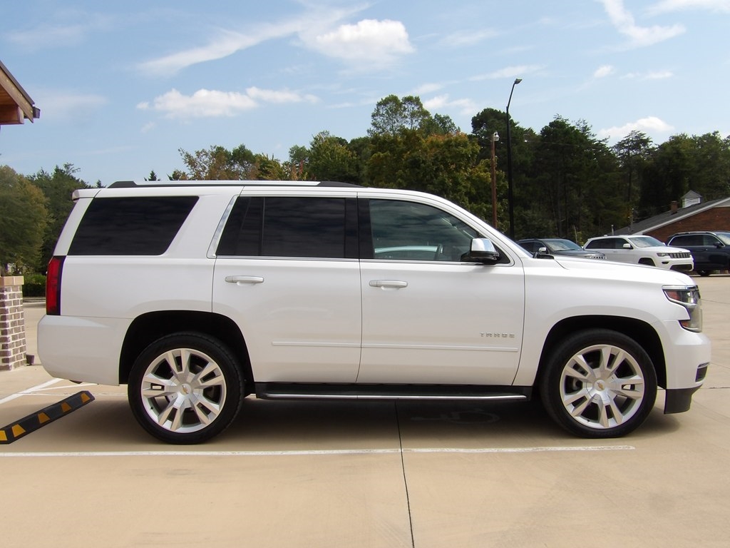 2017 Chevrolet Tahoe Premier photo 5