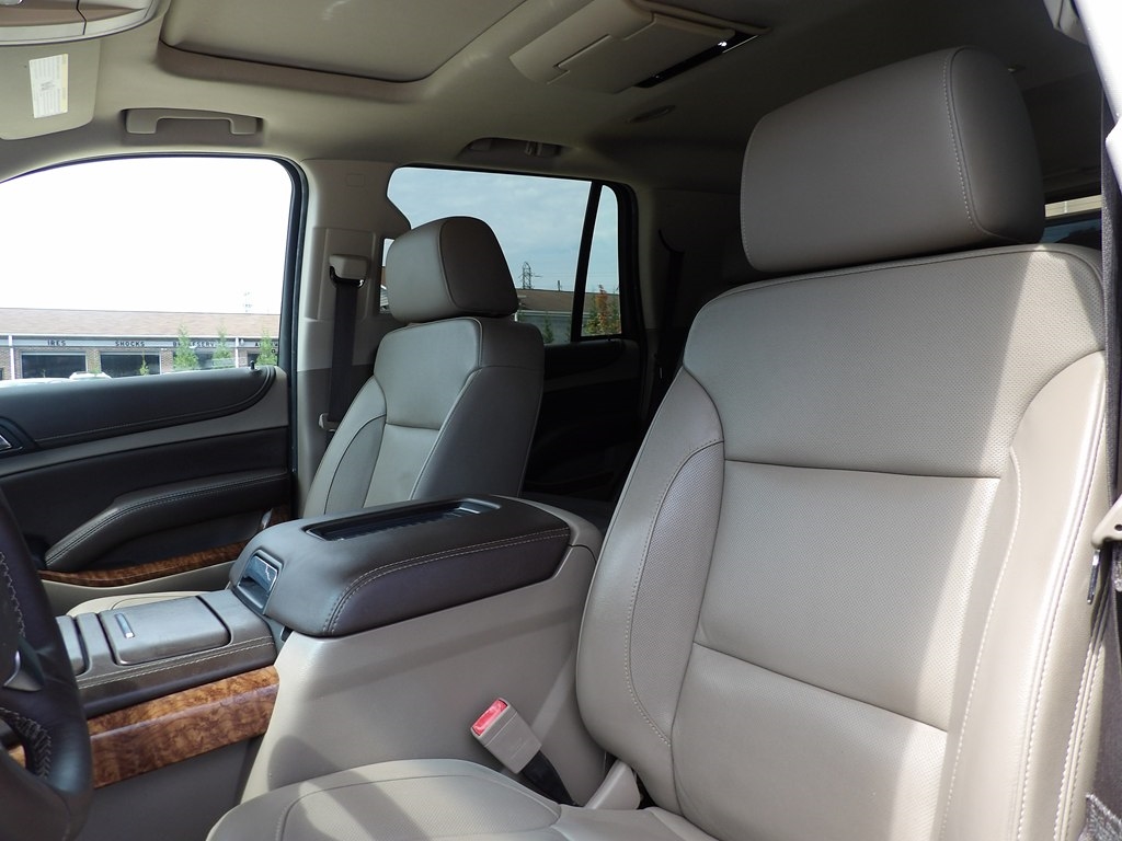 2017 Chevrolet Tahoe Premier photo 11