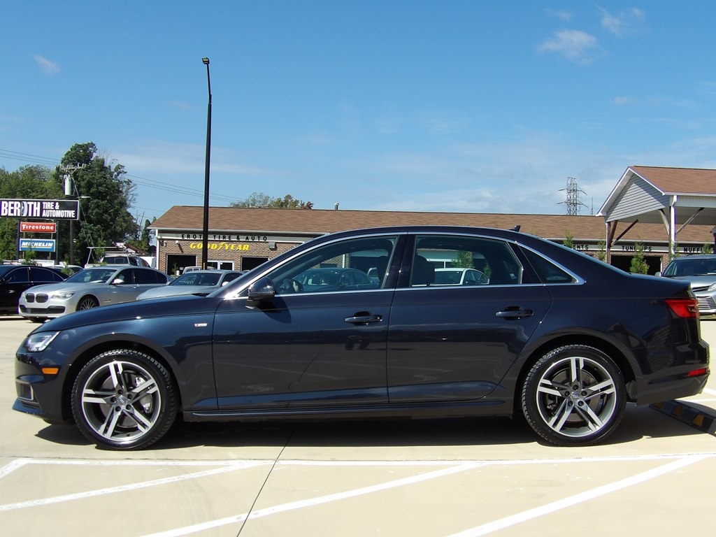 2017 Audi A4 2.0T Prestige Quattro photo 2