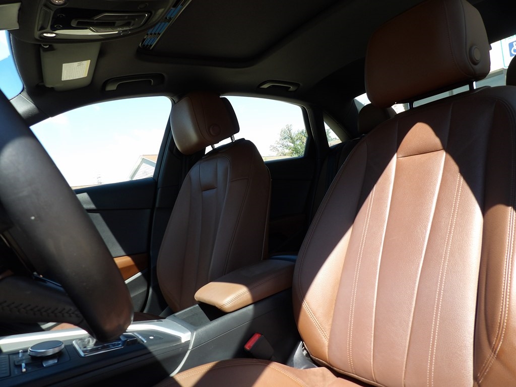 2017 Audi A4 2.0T Prestige Quattro photo 14