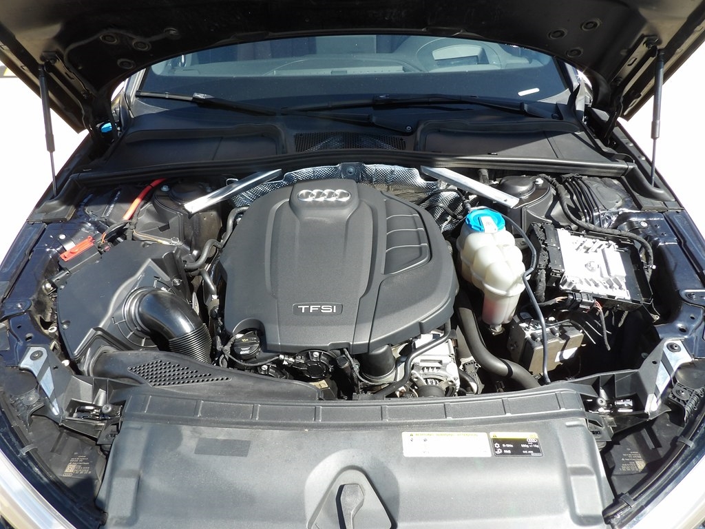 2017 Audi A4 2.0T Prestige Quattro photo 35