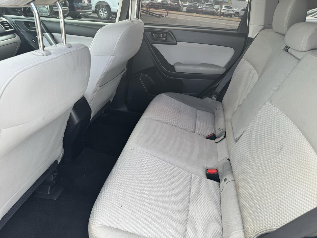 Subaru Forester 2.5i Premium PZEV CVT 2016