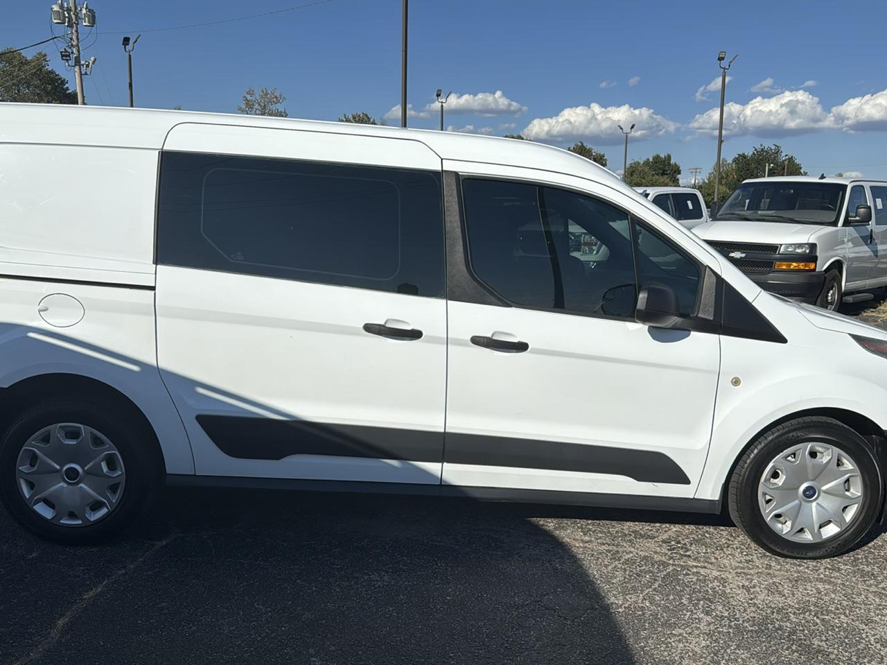 Ford Transit 350 Wagon HD High Roof XL Sliding Pass. 148 WB EL 2015