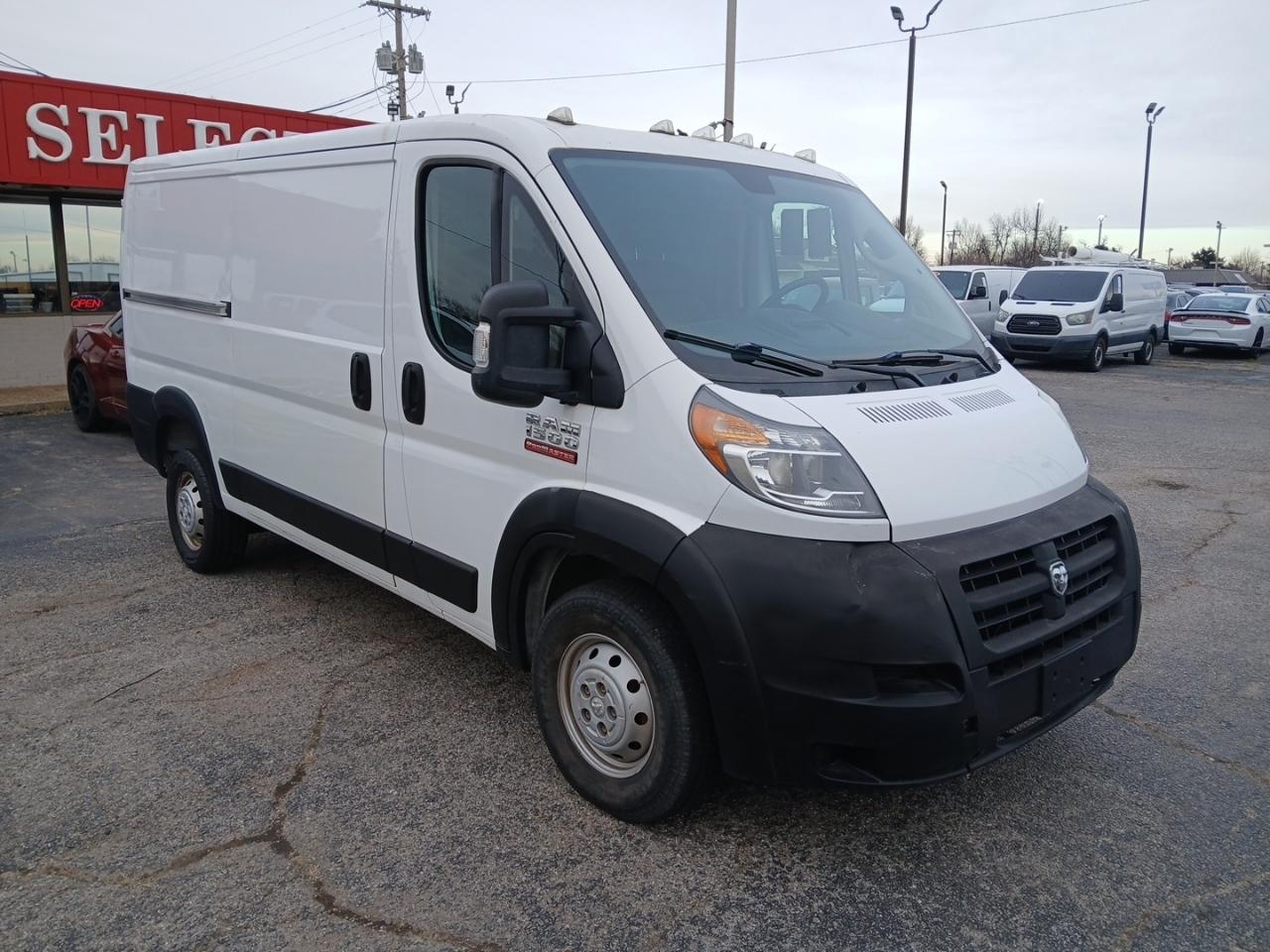 RAM Promaster 1500 Low Roof Tradesman 136-in. WB 2018