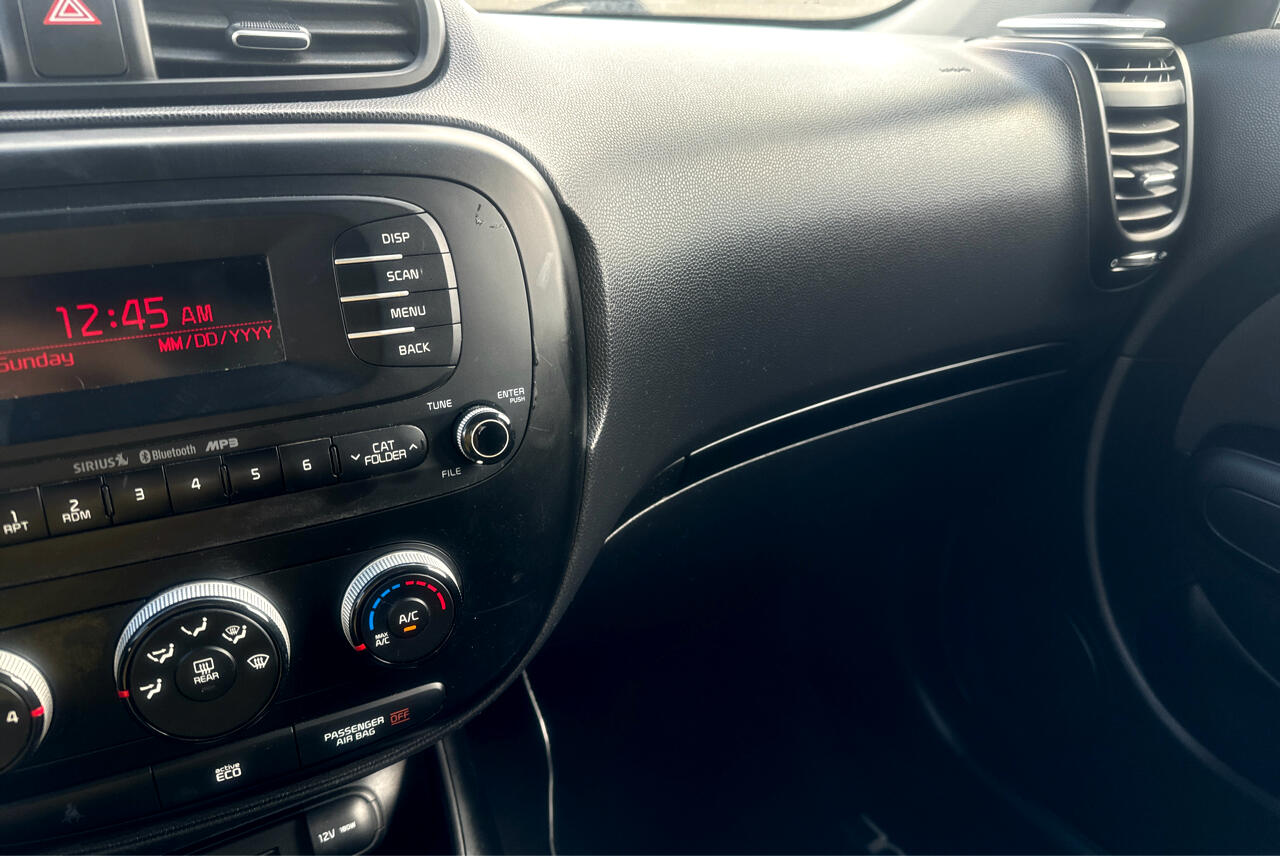 Kia Soul Base 2014 Kia Soul Base 2014