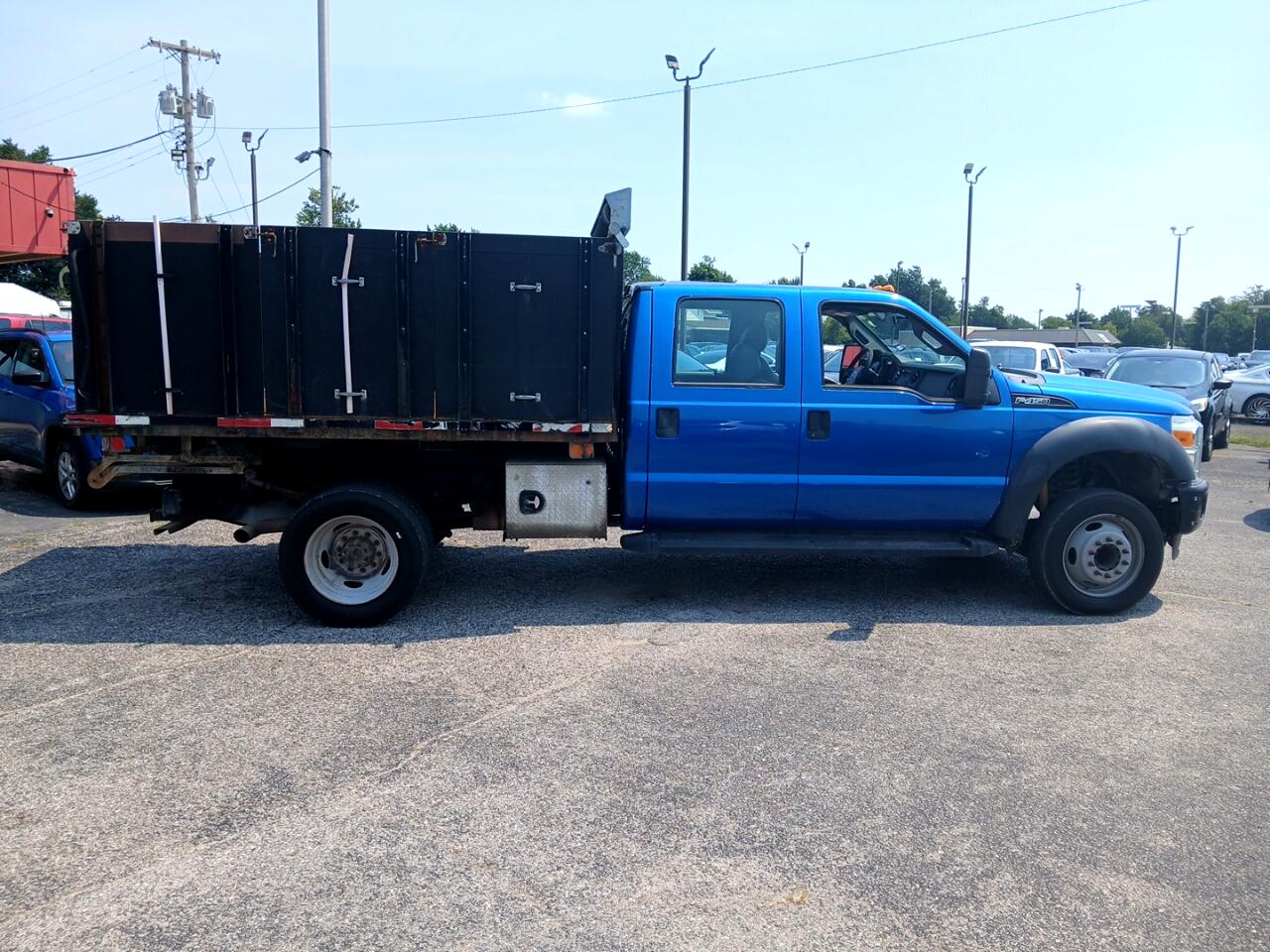 Ford F-450 SD Crew Cab DRW 2WD 2016 Ford F-450 SD Crew Cab DRW 2WD 2016