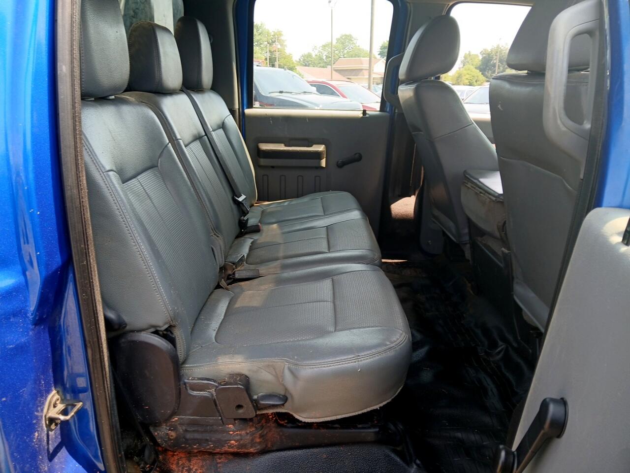 Ford F-450 SD Crew Cab DRW 2WD 2016 Ford F-450 SD Crew Cab DRW 2WD 2016